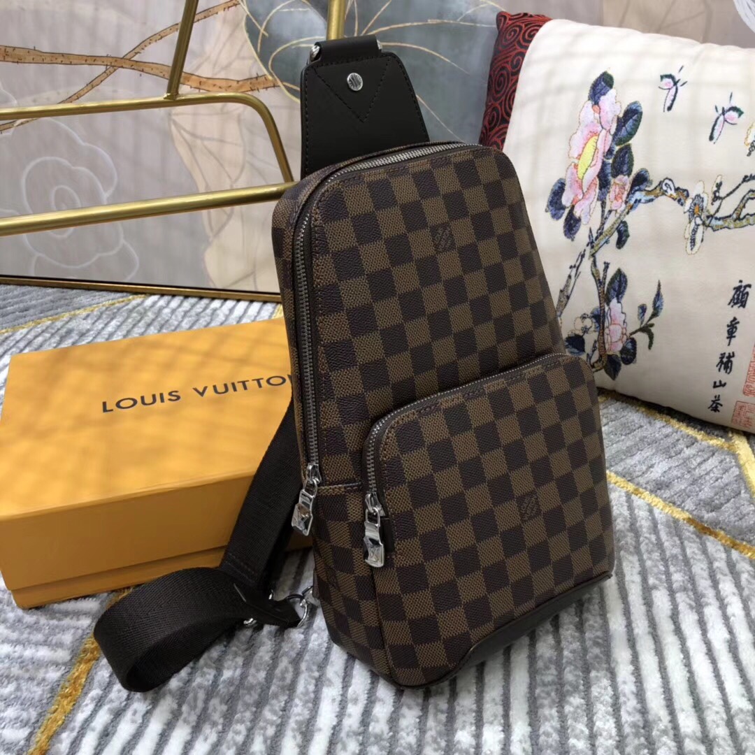 Louis Vuitton LV Avenue Shop
 Crossbody & Shoulder Bags Silver Weave Damier Graphite Canvas Cowhide Fabric Casual M41719