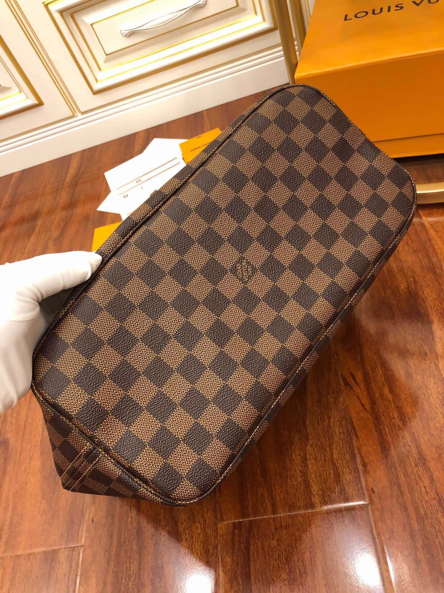 独家首发型号N41358特级加强版品质提升.专柜同步电子芯片内码礼品袋保护纸铜版电子标签合格证皮料是正品