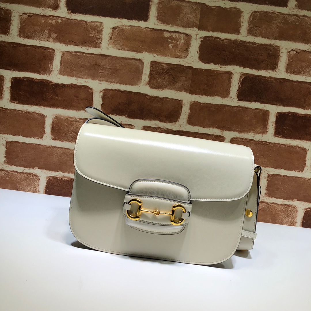 NO:211702,The quality of the counter, top-quality original goods, real-life photos!  Model number 602204 white full leather size W25xH18xD8, shipped. Buy, GUCCI [original leather], gucci19860909专柜品质,顶级原单货,实物实拍！款号602204白色全皮尺寸W25xH18xD8,出货了.批,GUCCI【原厂皮】,gucci,Bag