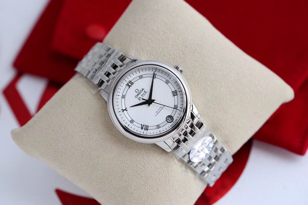 Omega Style Beige Leather Watches Watches Watches detail image 3 from source 765564