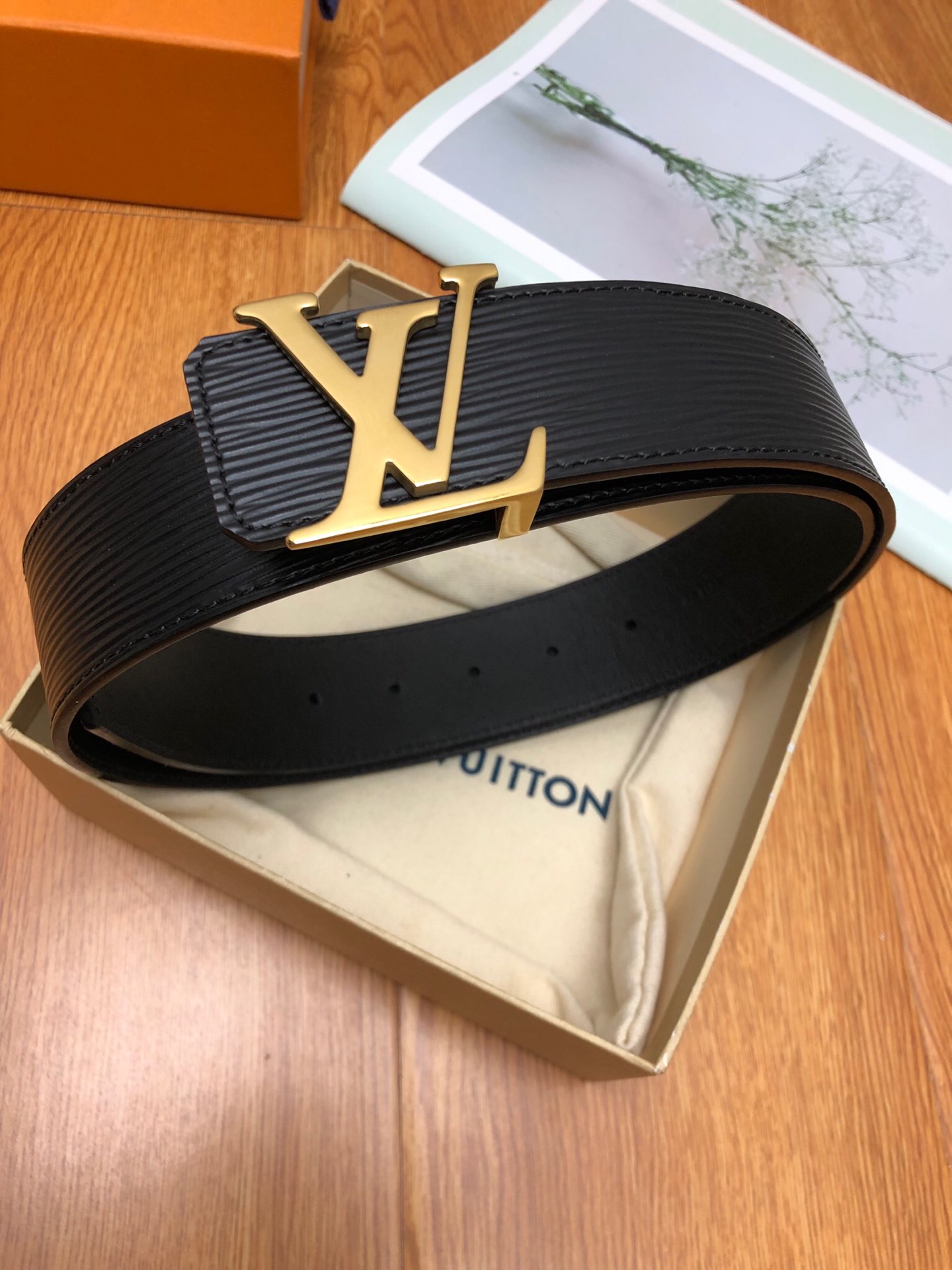 LV原单头层牛皮水波纹面.内衬头层小