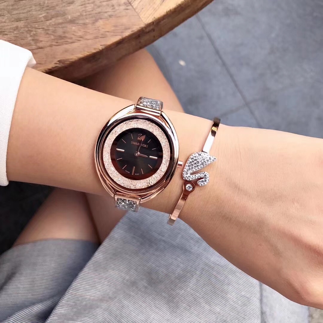 Swarovski Zhushwara Two-Pack Sets: Sparkling Accessories for Fashion Enthusiasts - 图片 6