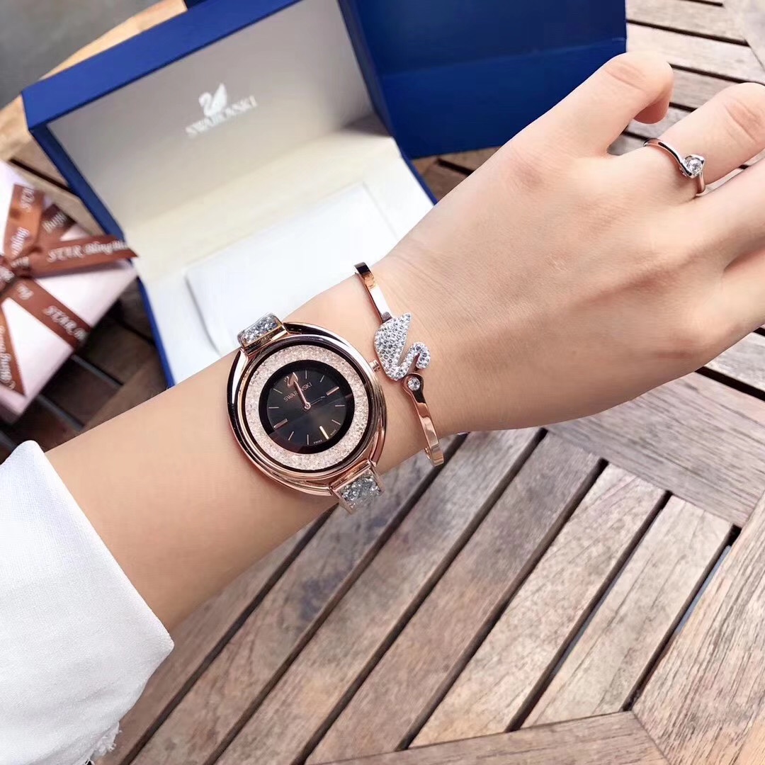 Swarovski Zhushwara Two-Pack Sets: Sparkling Accessories for Fashion Enthusiasts - 图片 8