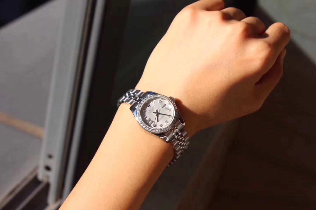 Rolex 劳*士 日志型女款 钻圈