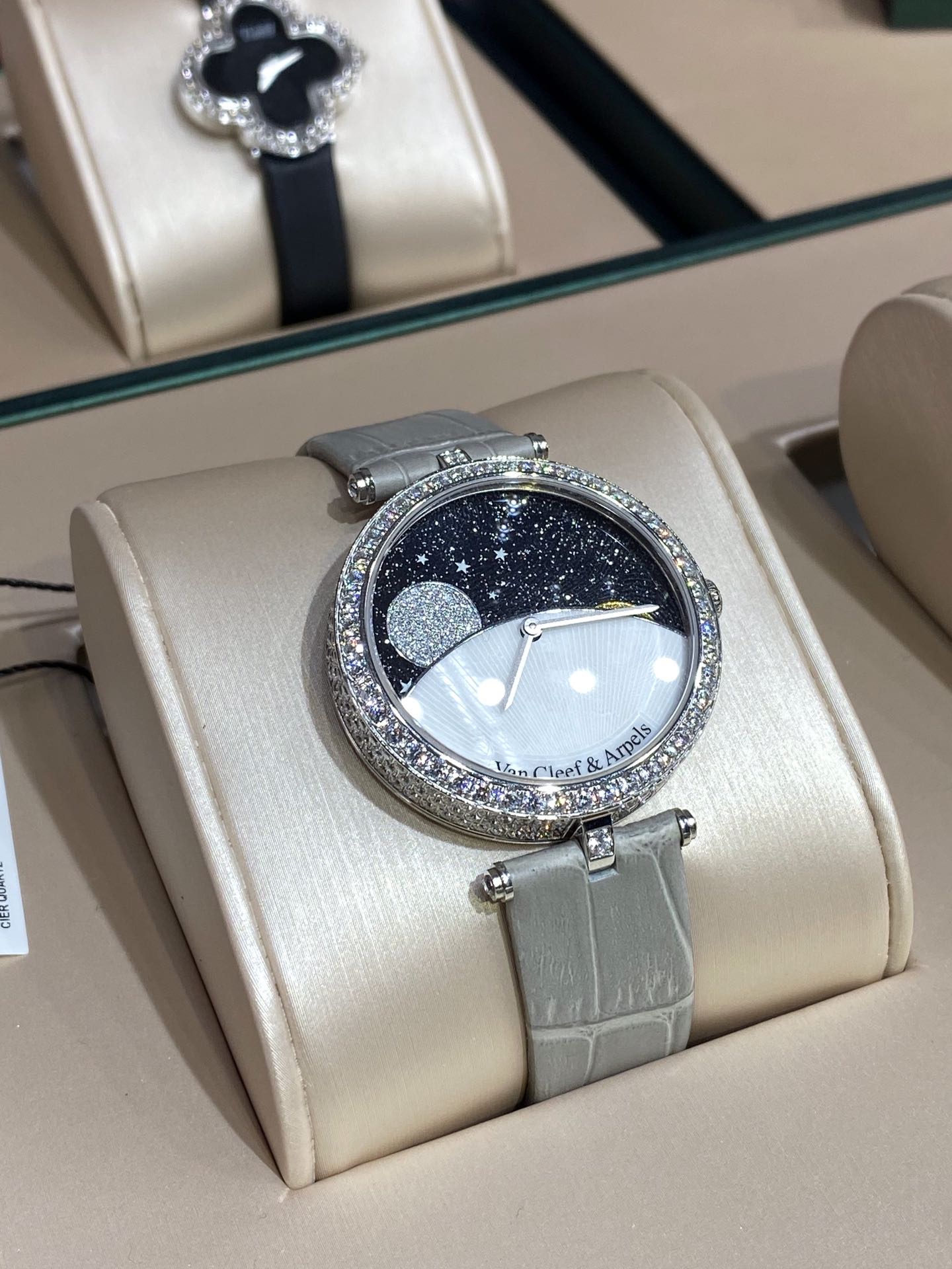 Van Cleef & Arpels “vca factory出品” 梵克雅宝