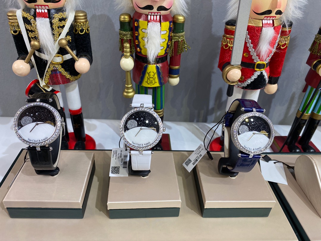 Van Cleef & Arpels “vca factory出品” 梵克雅宝