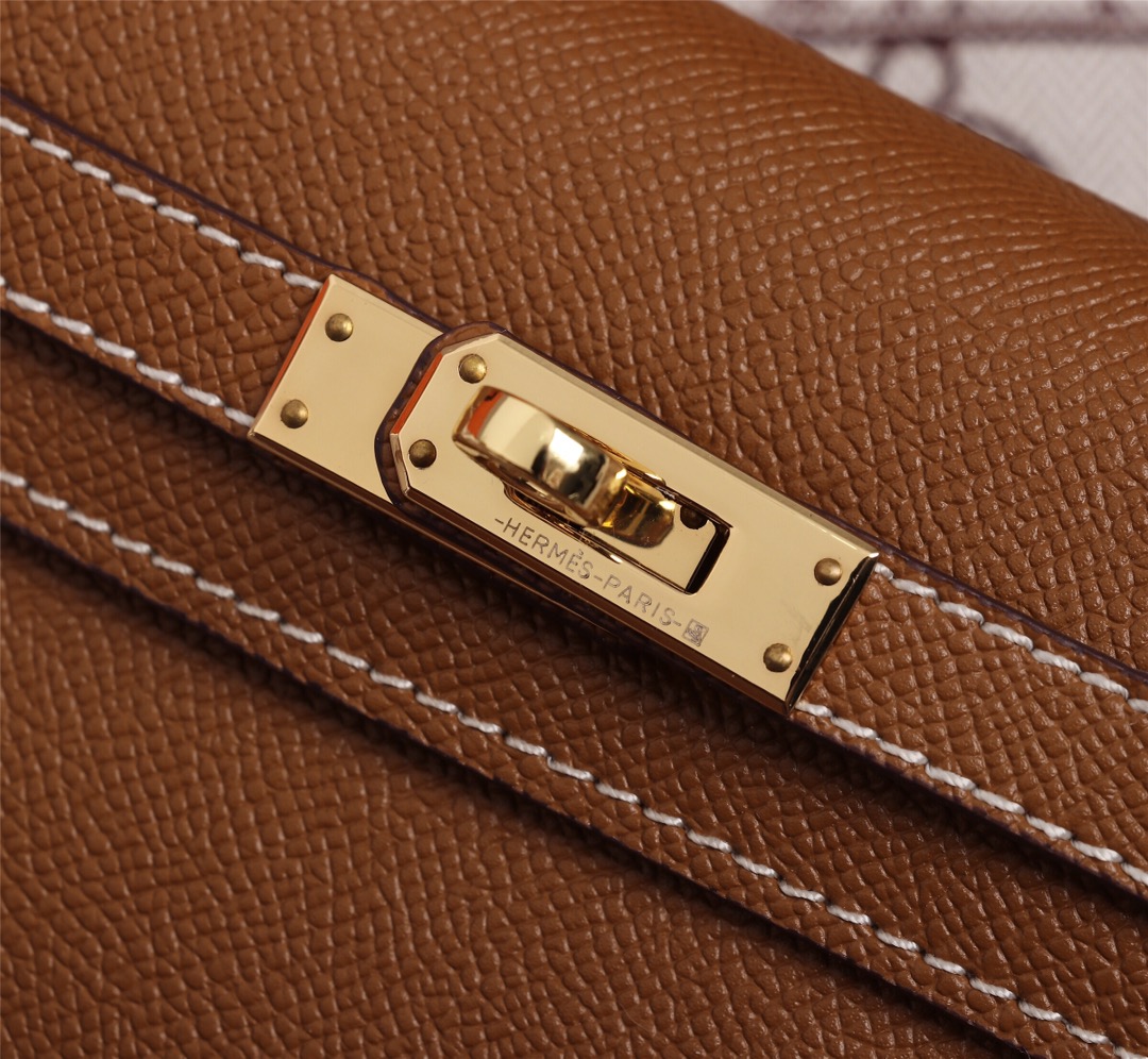 Hermès Luxury Designer Handbag Shoulder Crossbody Bag crafted in premium 5
