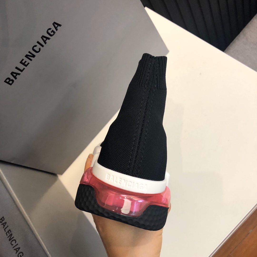 透明红气垫最新版Balenciaga