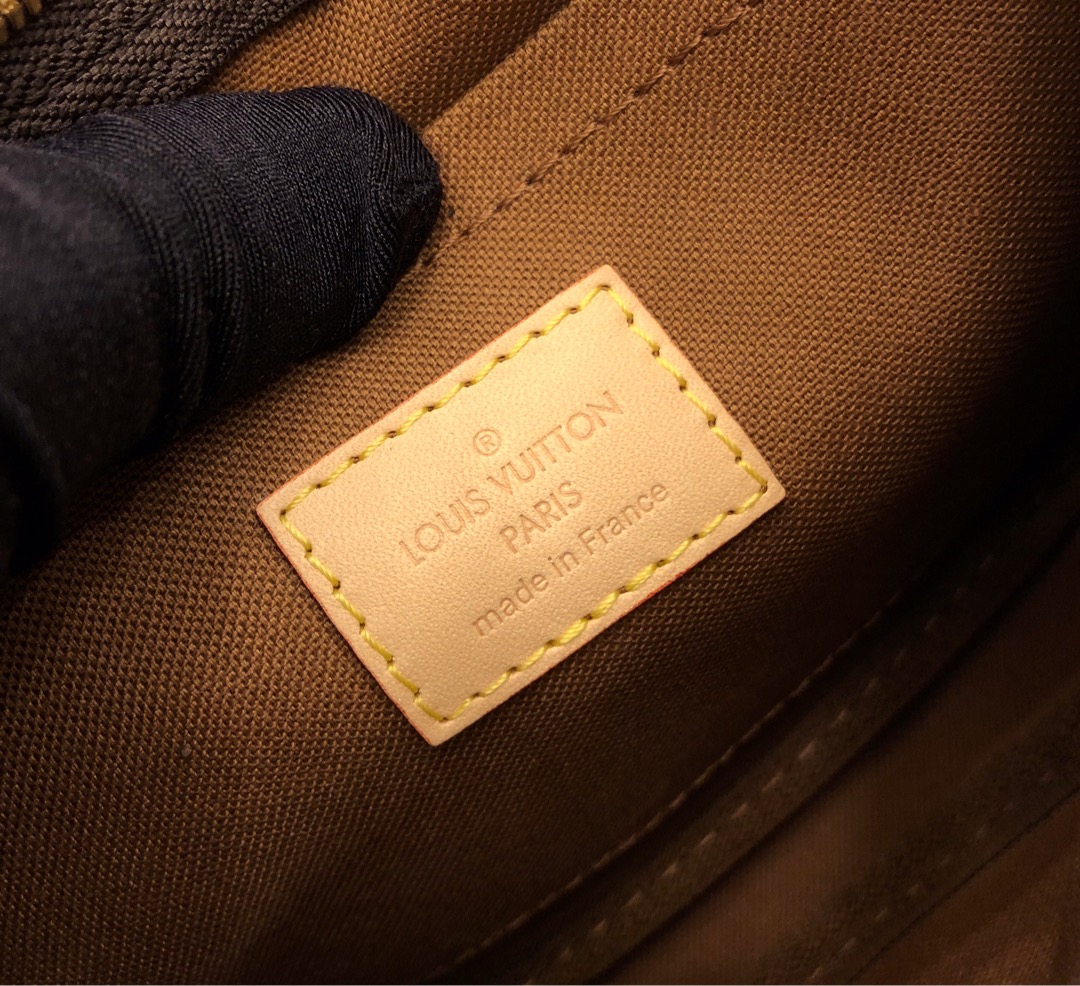 루이비통(듀티) M44813 가방 Louis Vuitton Bag 썸네일 이미지