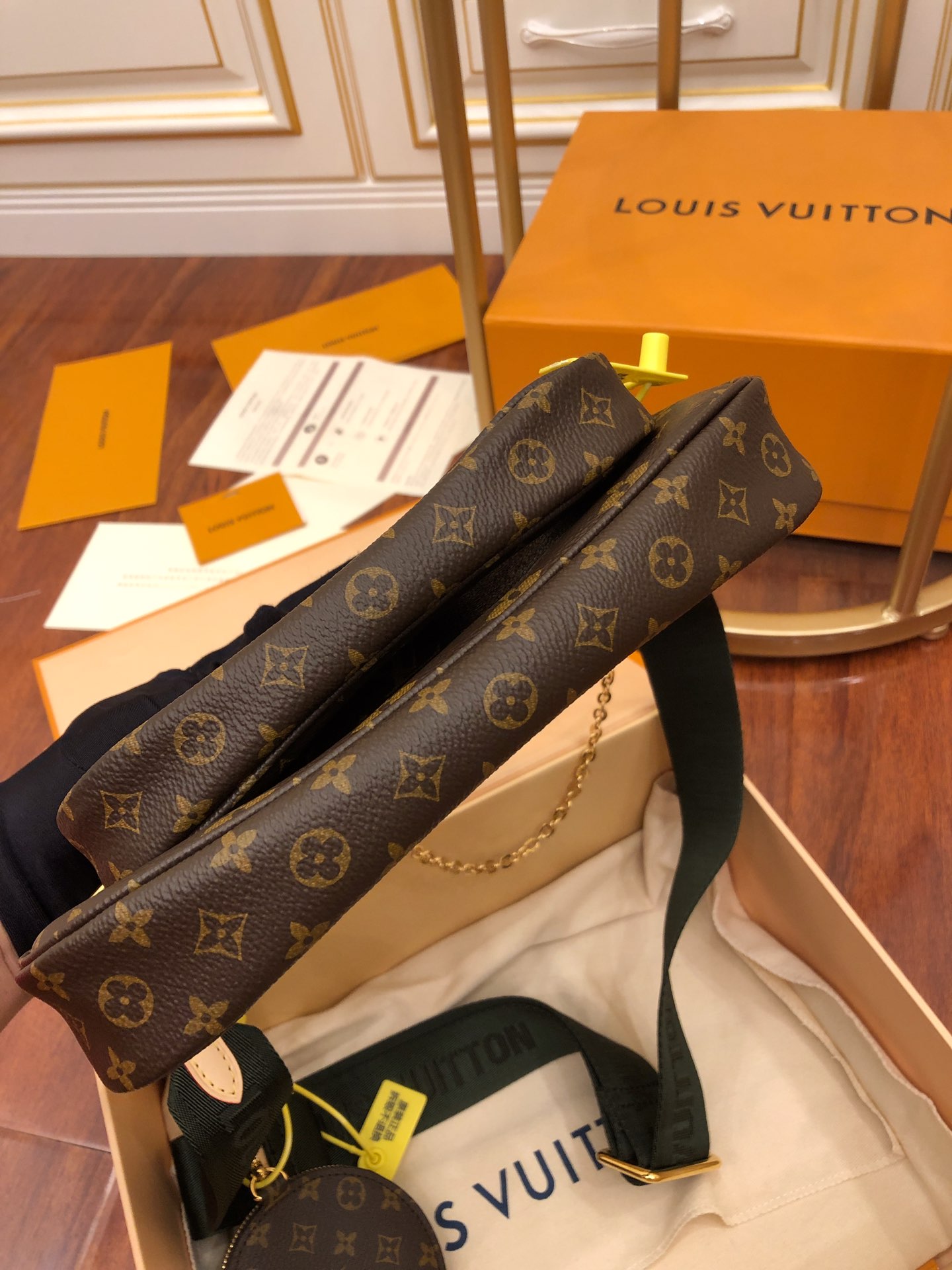 루이비통(듀티) M44813 가방 Louis Vuitton Bag 썸네일 이미지