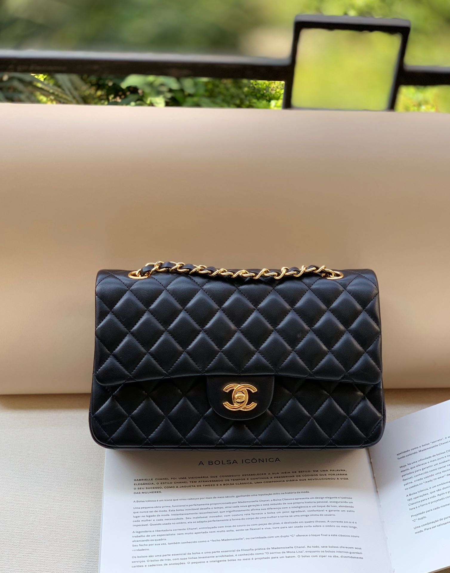 CHANEL CF Mini 20cm imported lambskin, small bag with big charm, classic and versatile
