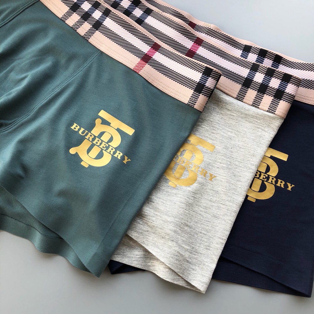  Burberry 巴宝莉！新品时尚男士内裤！外贸国外订单，高品质，无痕切割工艺 科学配 93%莫代尔+