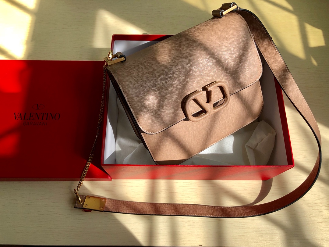 Valentino华伦天奴进口牛皮手掌纹大V扣复古单肩包0074L
