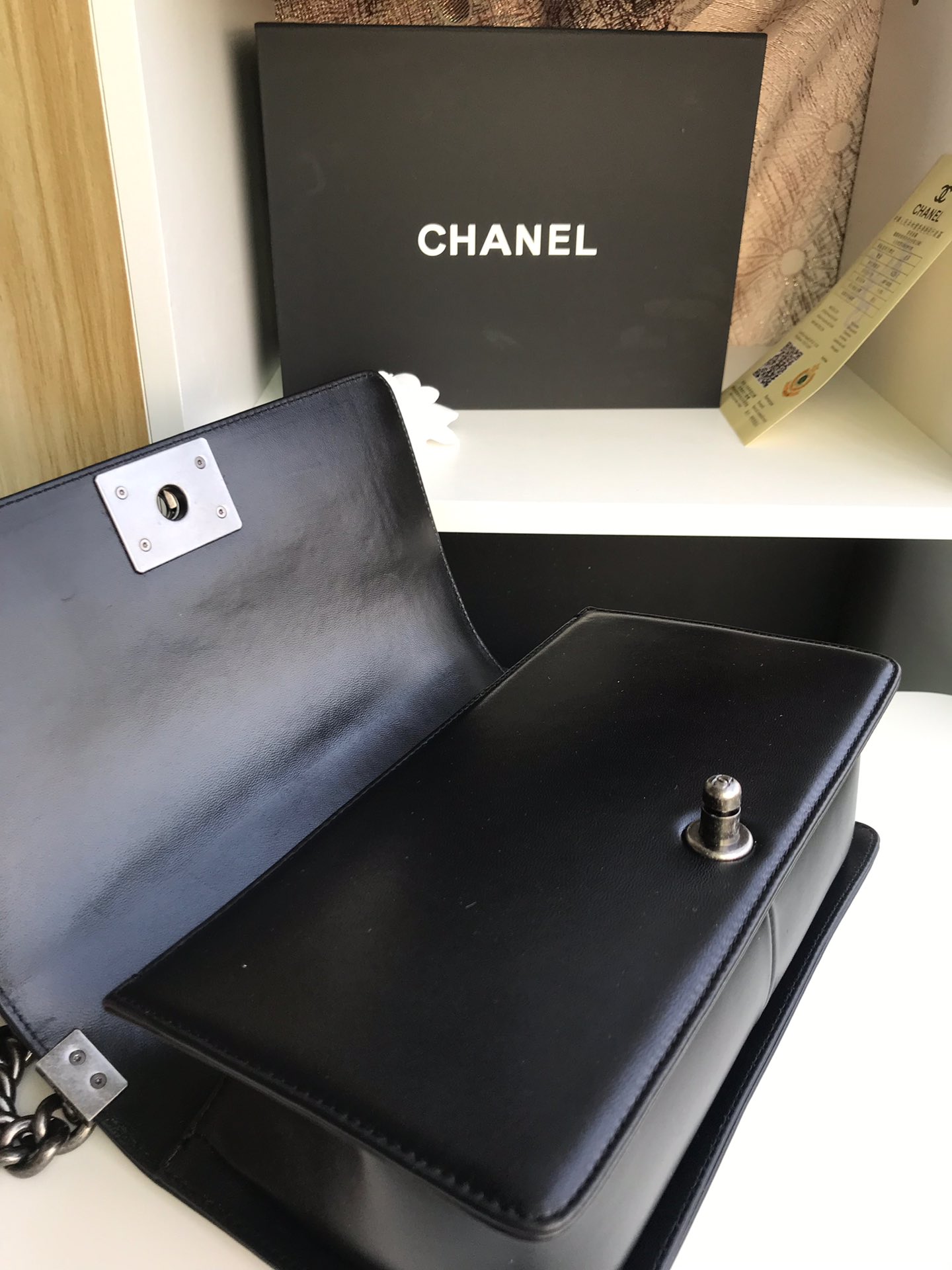 Chanel香奈儿67086Ｖ格原单羊皮闪亮登场！非常靓丽非常豪华的感觉！潮流前线的主细节非常得到位！五
