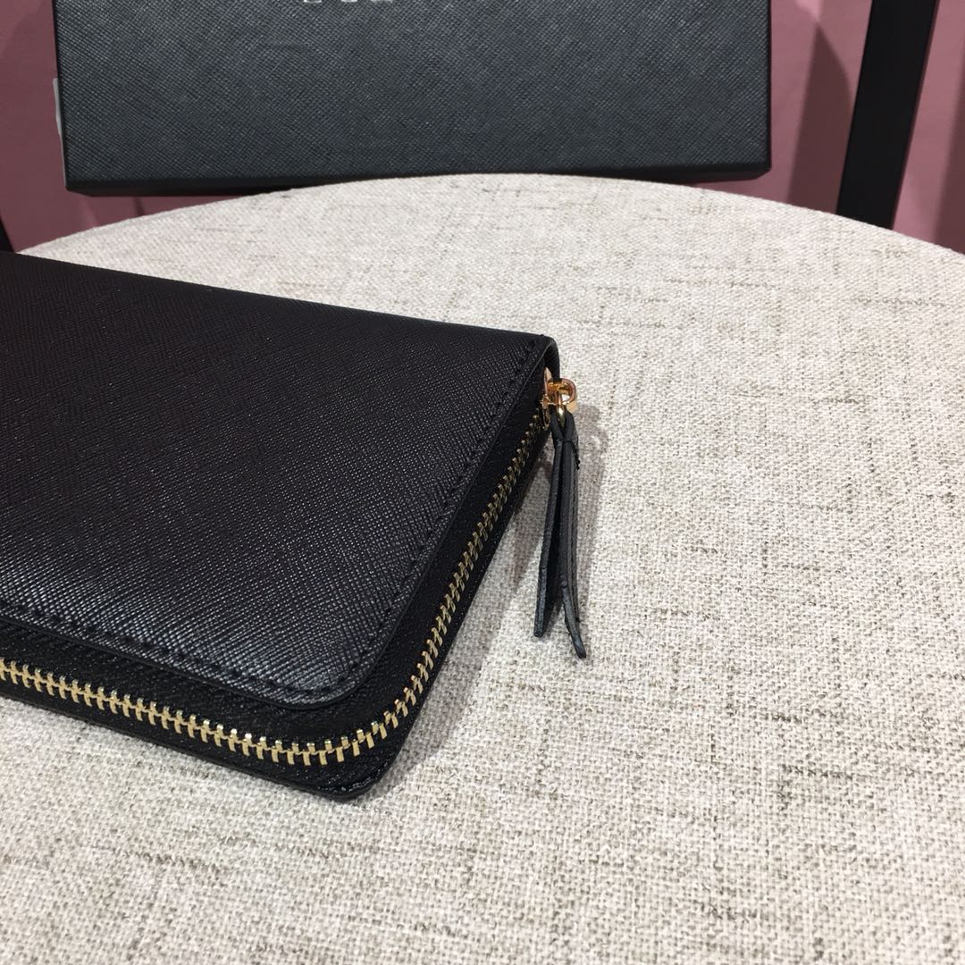 プラダ 6070火爆版 ショルダーバッグ 男女兼用 本革