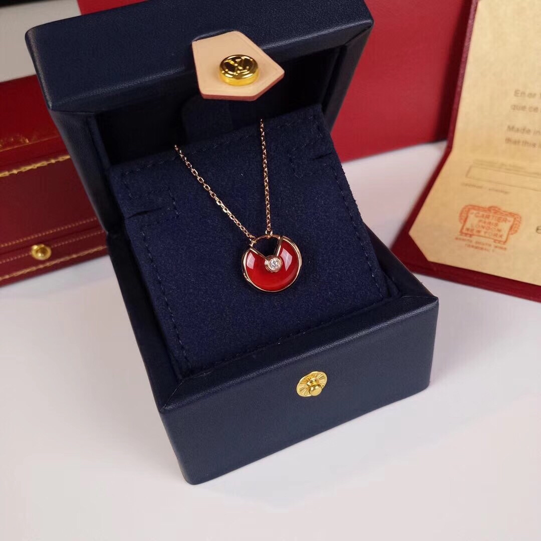 NO:104604,Mother's Day Gifts Recommended Cartier Amulet Necklace 