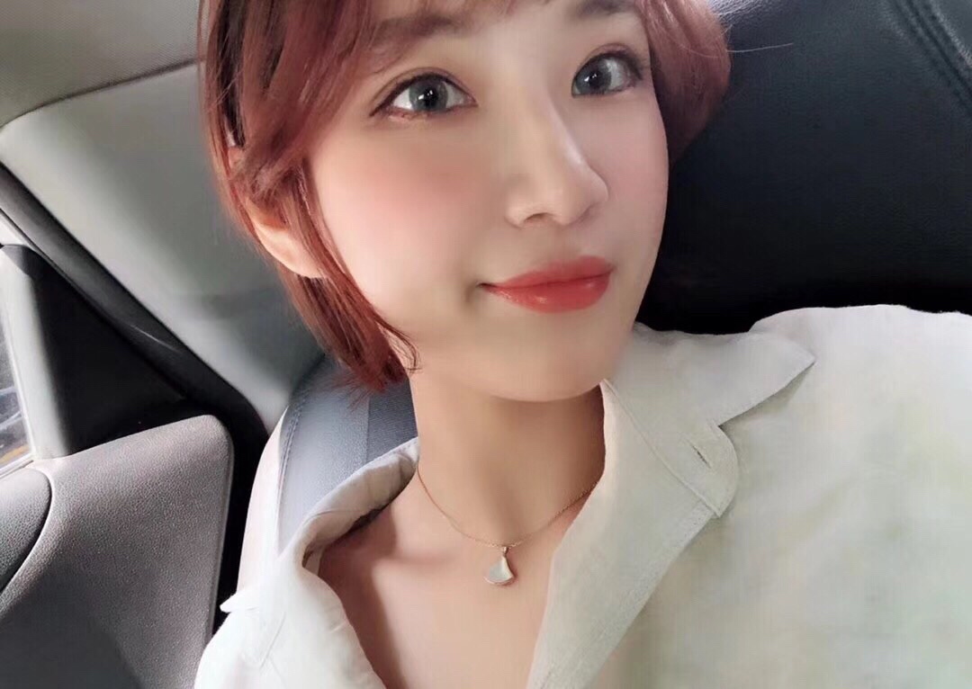 Bottega Veneta BV天然石小扇子小裙子宝格丽项链