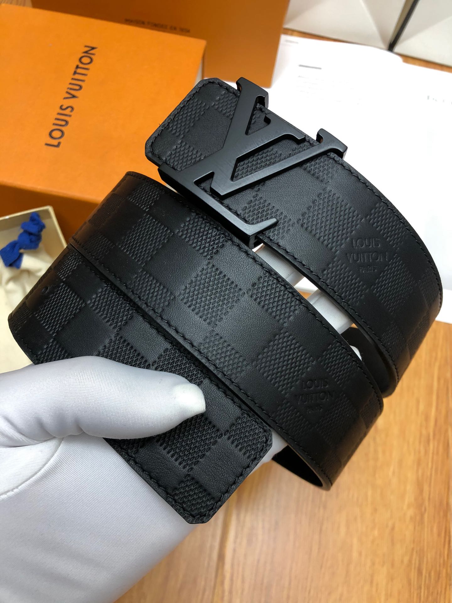 配送专柜全套礼盒包装Lv路易威登LO
