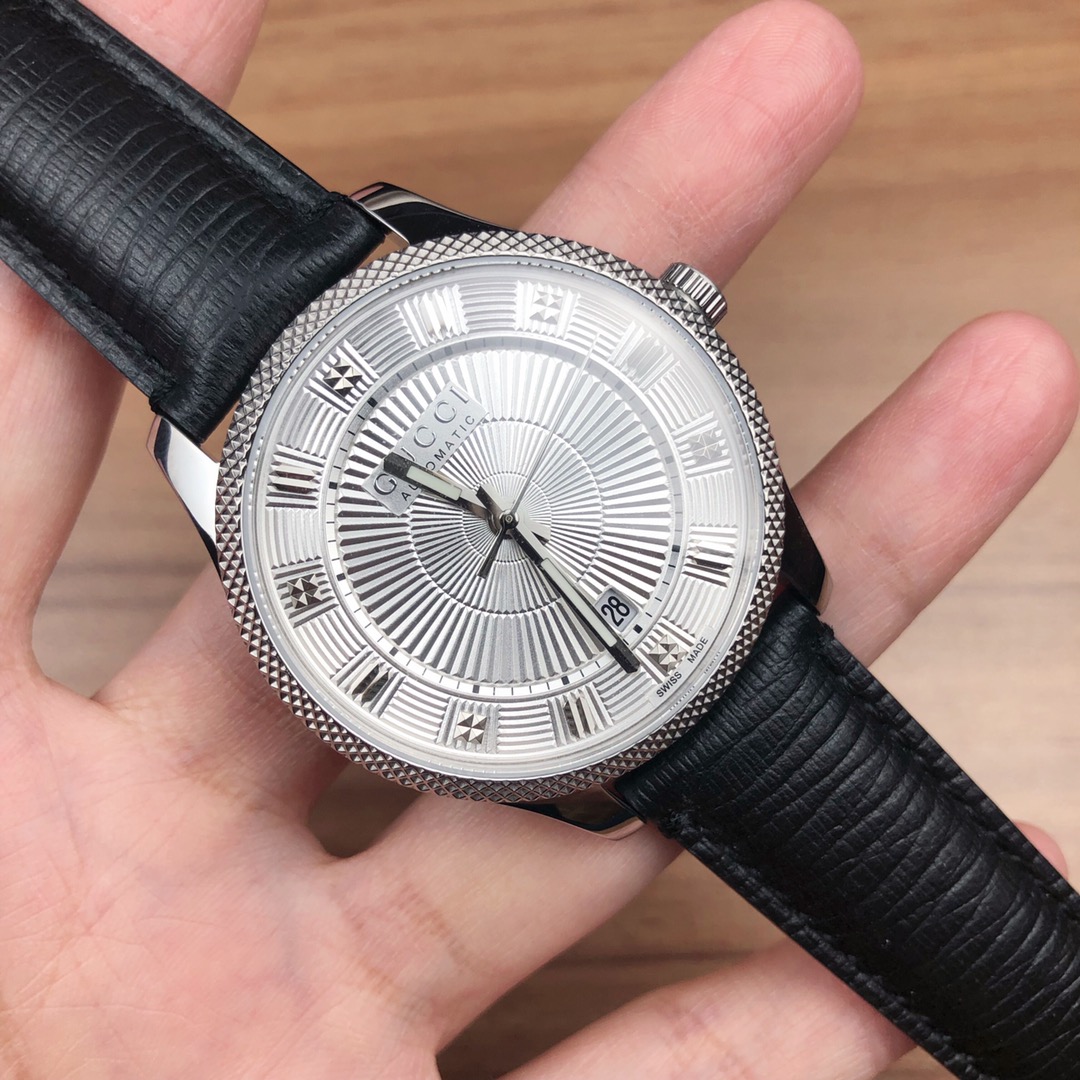 NO:389000,Batch: Original box: 30 Gucci new model, automatic mechanical men's watch, watch diameter 40mm, sapphire crystal glass, stainless steel case with black belt, perspective bottom cover, waterproof 50 meters, spot, gucci19860909批: 原盒:30 古驰新款,自动机械男表,表径40mm,蓝宝石水晶玻璃,精钢表壳配黑色皮带,透视底盖,防水50米,现货,,gucci,Watch