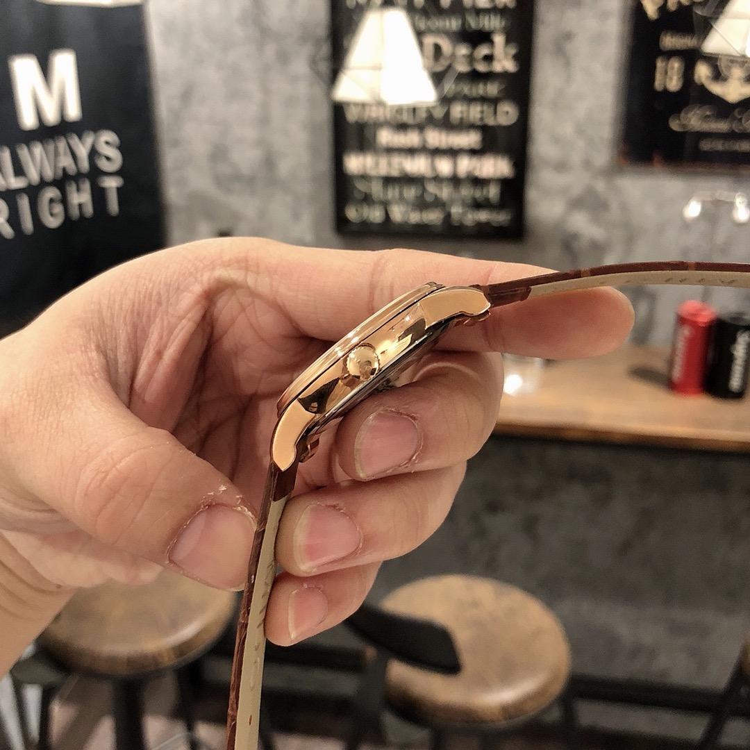 MIDO-Mido Men’s and Women’s Couple Watch with Classic Design and High Quality Materials - 图片 7