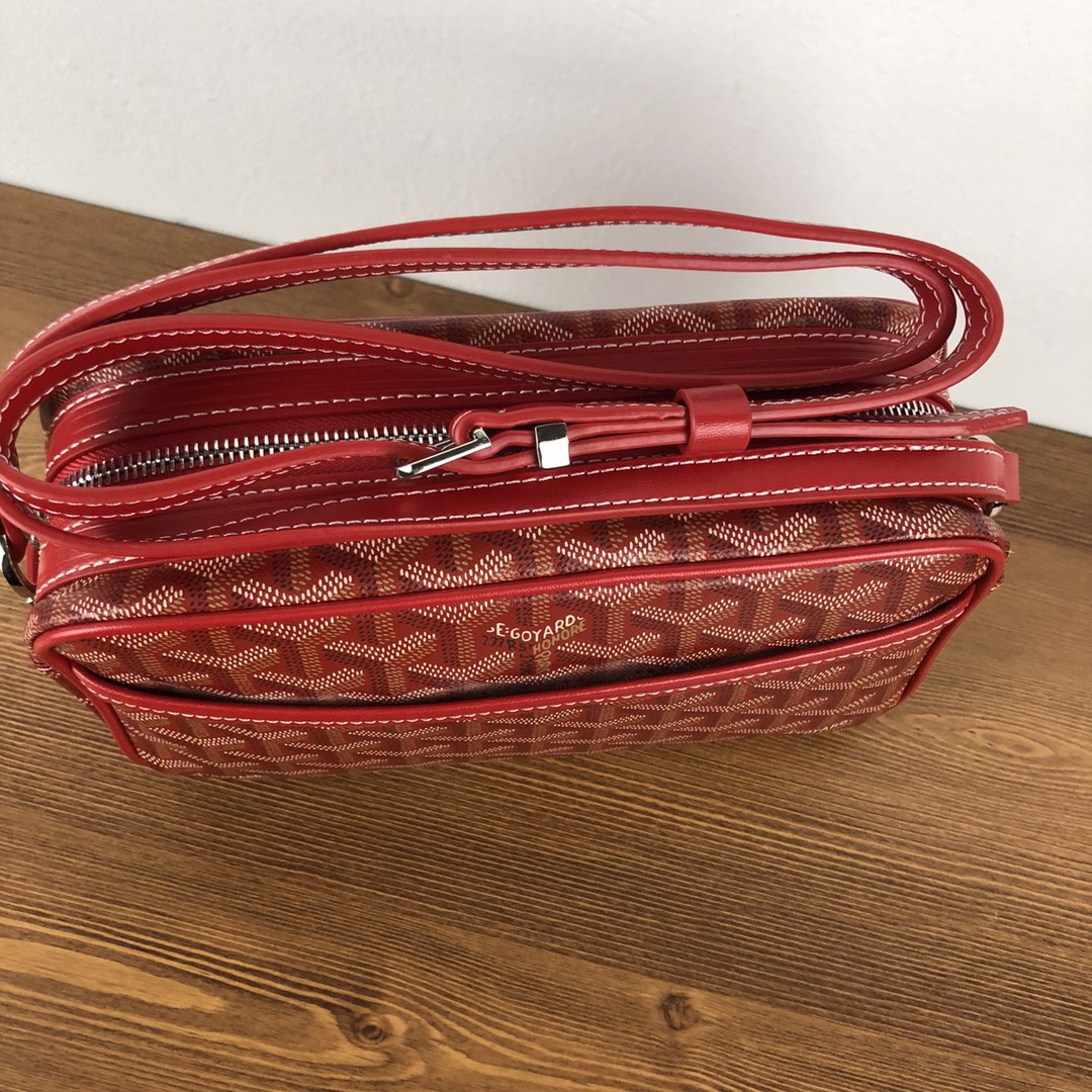 Goyard吴亦凡同款相机包，特别炫酷！特殊的图案因素，日常穿搭也特别好看😍size23*8*14cm