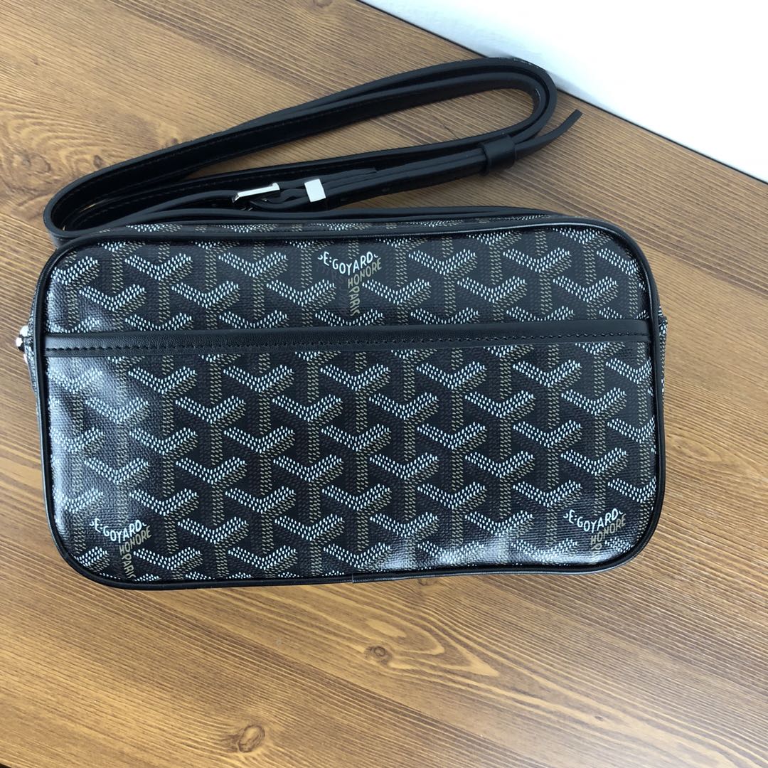 Goyard吴亦凡同款相机包，特别炫酷！特殊的图案因素，日常穿搭也特别好看😍size23*8*14cm