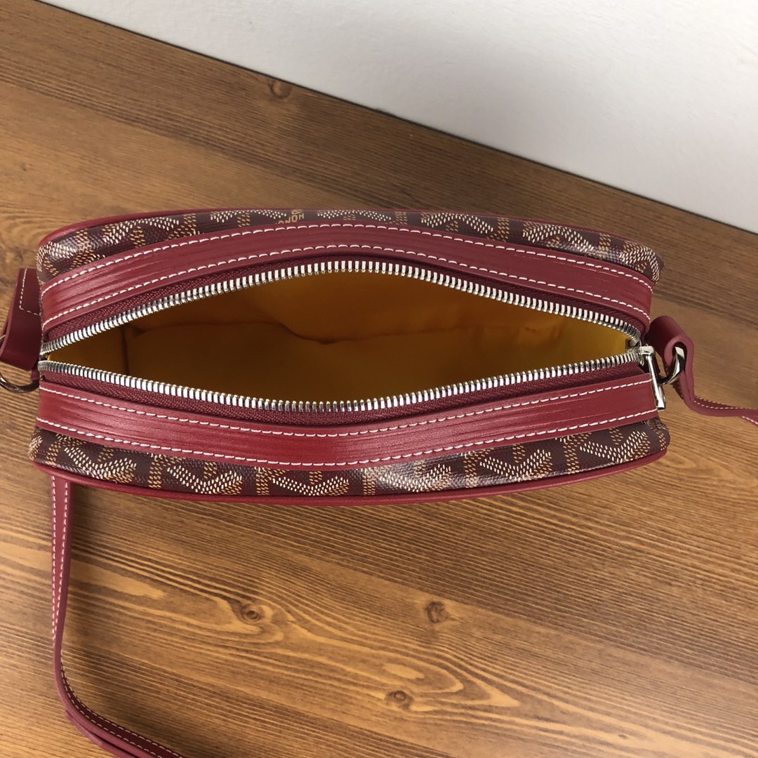 Goyard吴亦凡同款相机包，特别炫酷！特殊的图案因素，日常穿搭也特别好看😍size23*8*14cm