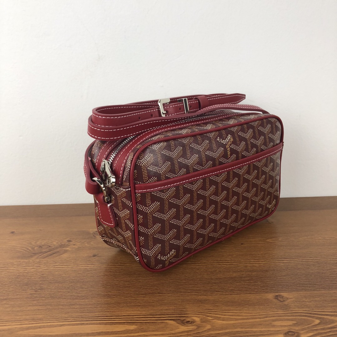 Goyard吴亦凡同款相机包，特别炫酷！特殊的图案因素，日常穿搭也特别好看😍size23*8*14cm
