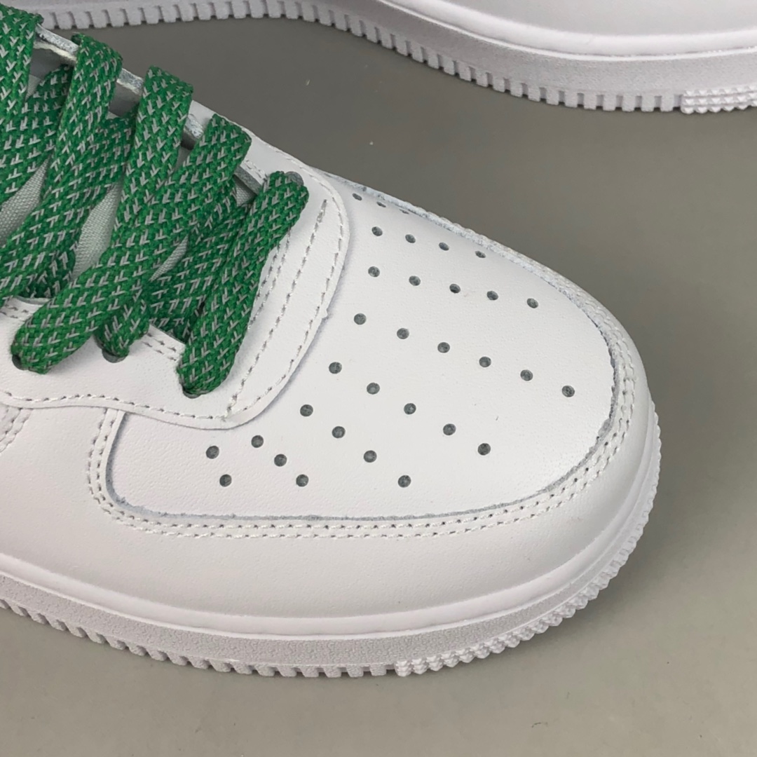 200 Nike Air Force 1 '07 LV8 3“3D白绿中帮满天星 ”  3M反光 立体勾 空军一号高帮运动休闲板鞋 366731-909