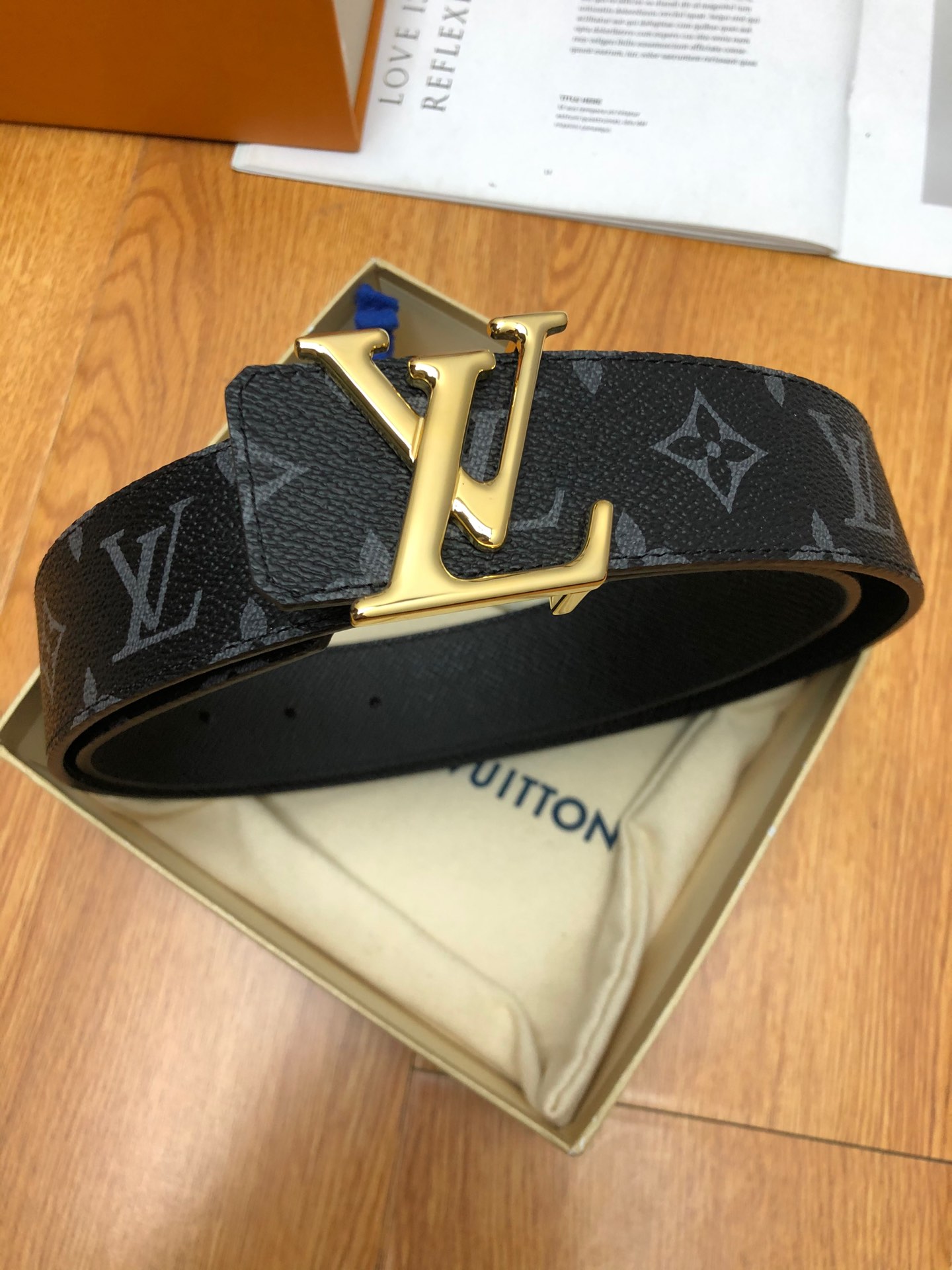 [LV Belts]