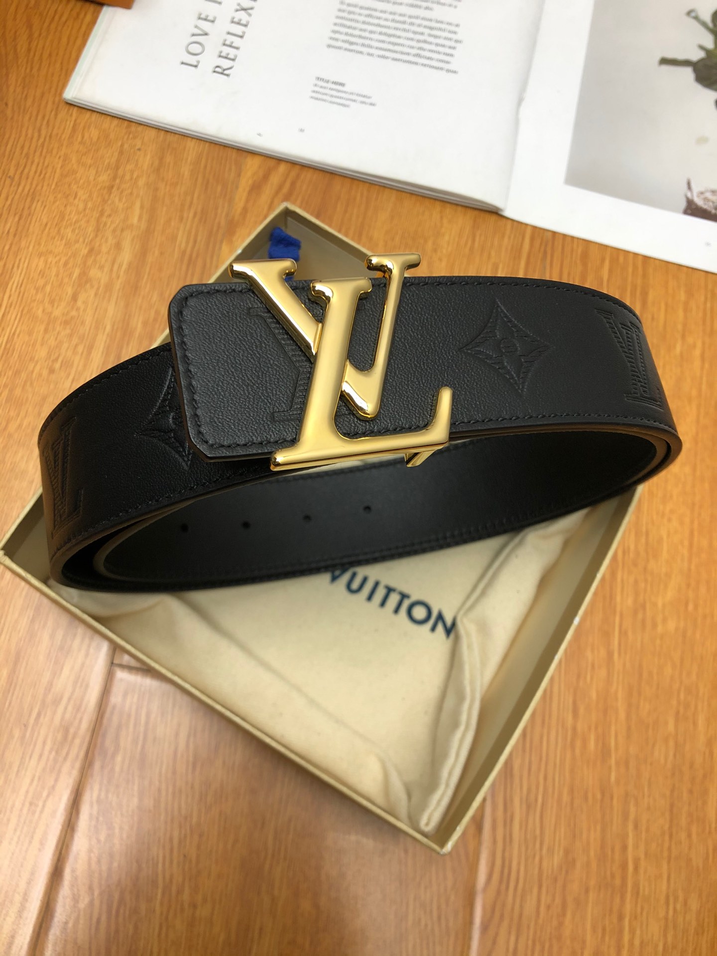 [LV Belts]