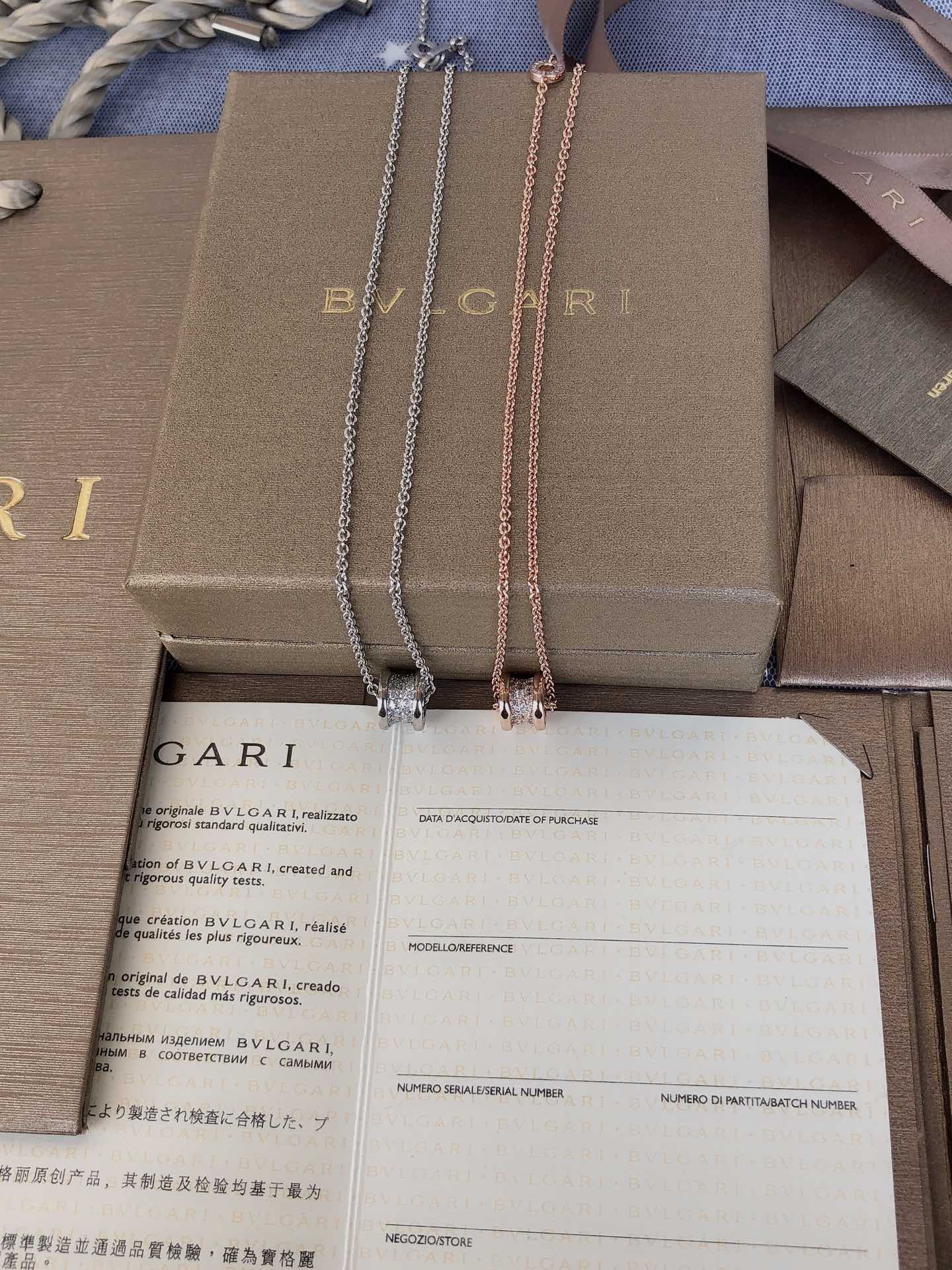 NO:101413,Upgrade again!  Pursuing perfection!  Valentine's Day event is hard to find, Bulgari BVLGARl ceramic necklace B.zer Bulgari BVLGARl little celebrity charity sterling silver necklace is never enough for the rhythm of selling goods, both men and women can. This year it has become popular again, Bulgari necklace, bottega veneta, bvlgari, bvlgari, necklace, pure silver19860909再次升级！追求完美！情人节活动好货难求,宝格丽BVLGARl陶瓷项链B.zer宝格丽BVLGARl小红人慈善纯银款项链永远都不够货卖的节奏,男女均可.今年火了又火,宝格丽项链,bottega veneta,bvlgari,bvlgari,necklace,pure silver,Jewelry