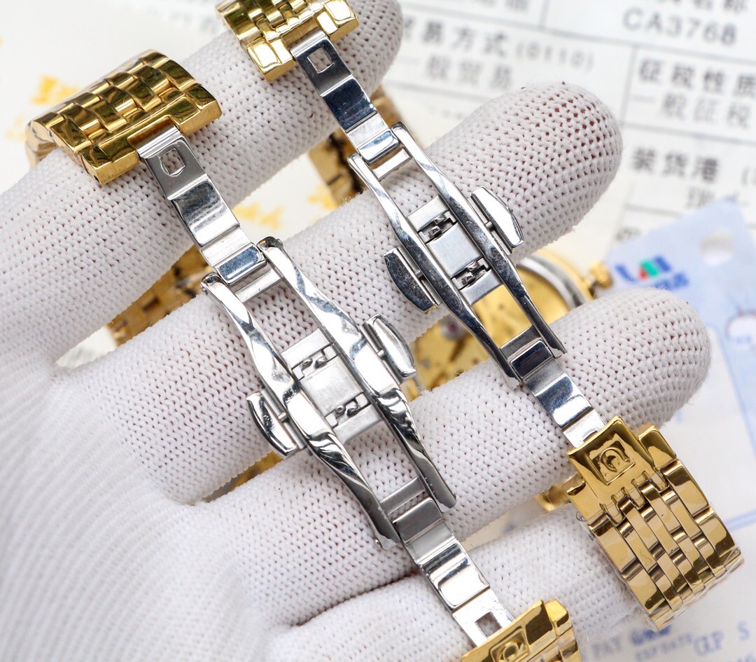 Unknown 精品情侣对表 携手而来 简约 品质精湛 全城 采用进口机械机芯（零返修） 316精钢表壳表带