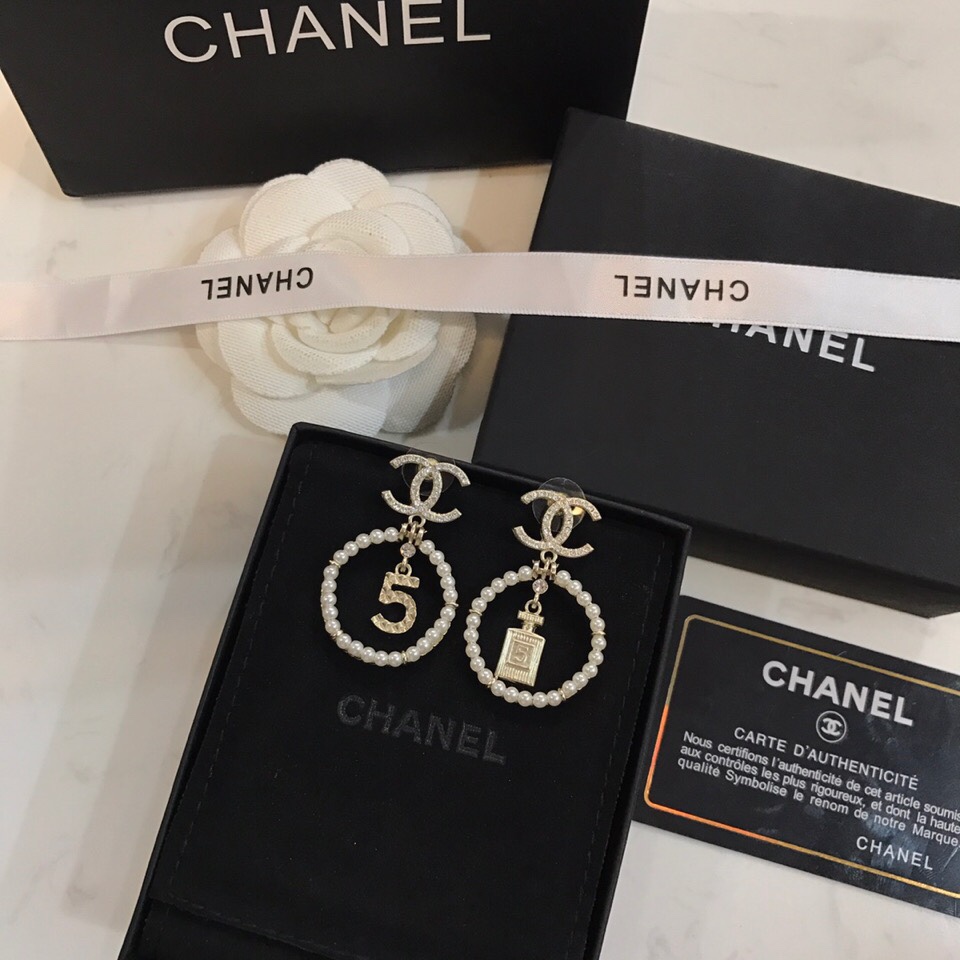 Chrome Hearts Ch@nel香水瓶5字耳环人气最高宋茜同款 耳钉 耳夹都有ZP 6260购入