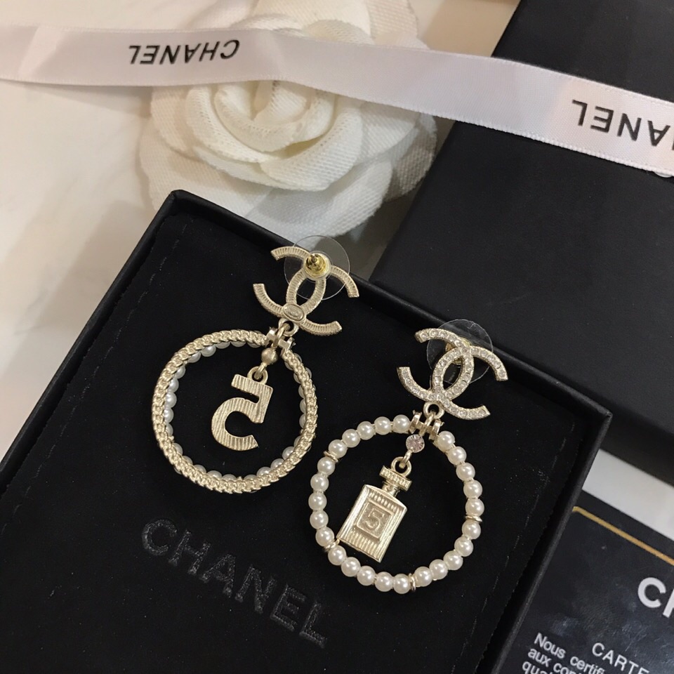 Chrome Hearts Ch@nel香水瓶5字耳环人气最高宋茜同款 耳钉 耳夹都有ZP 6260购入