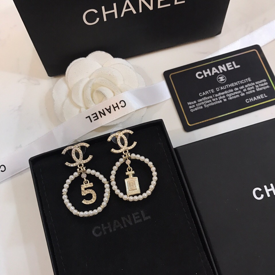 Chrome Hearts Ch@nel香水瓶5字耳环人气最高宋茜同款 耳钉 耳夹都有ZP 6260购入