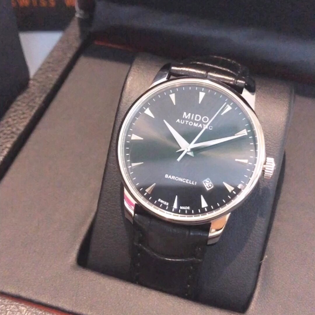 Elegant and Classic MiDO Watches for Men and Women: Review and Comparison.