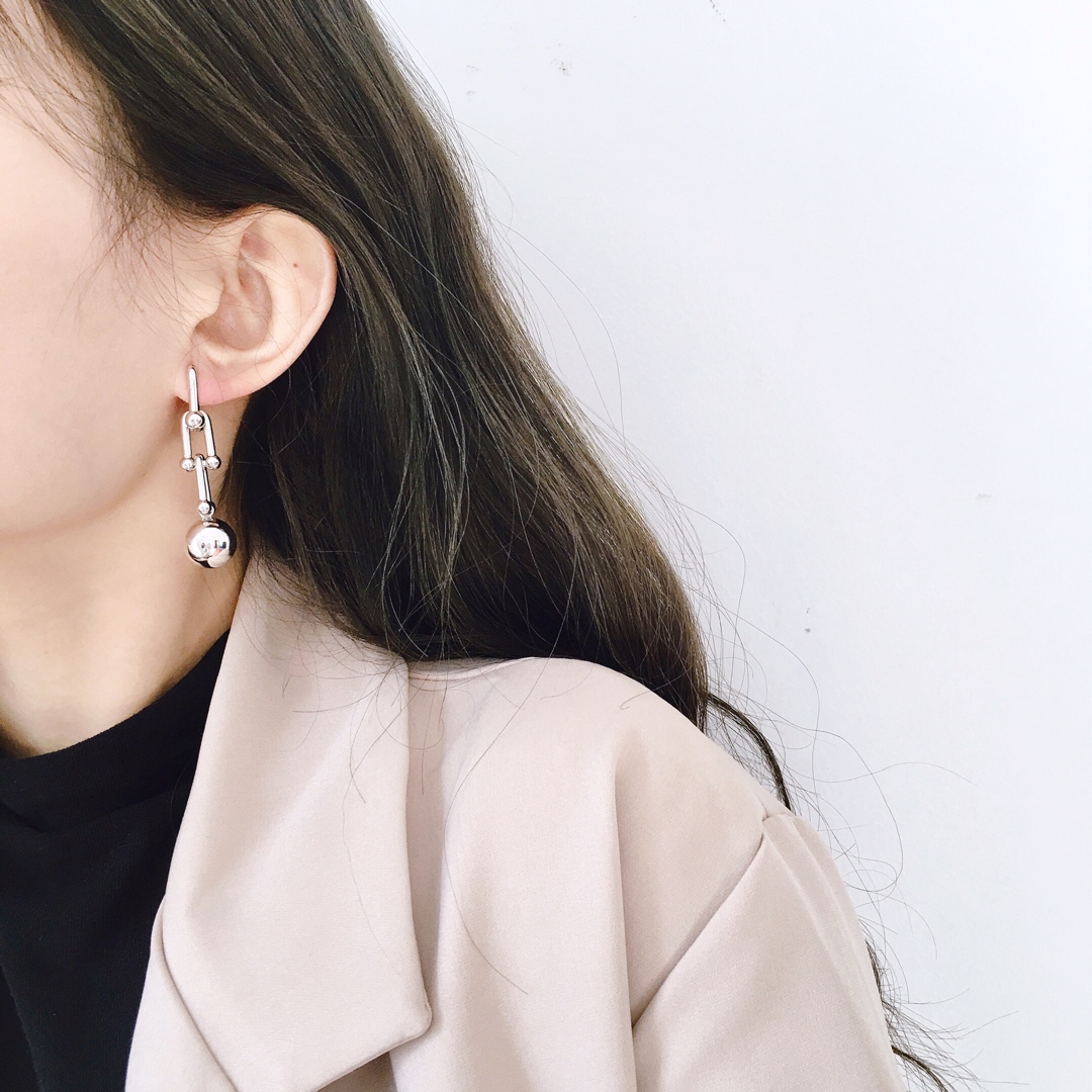Tiffany & Co. TFN蒂芙尼锁头圆球耳钉。亚金材质 金银玫3个色