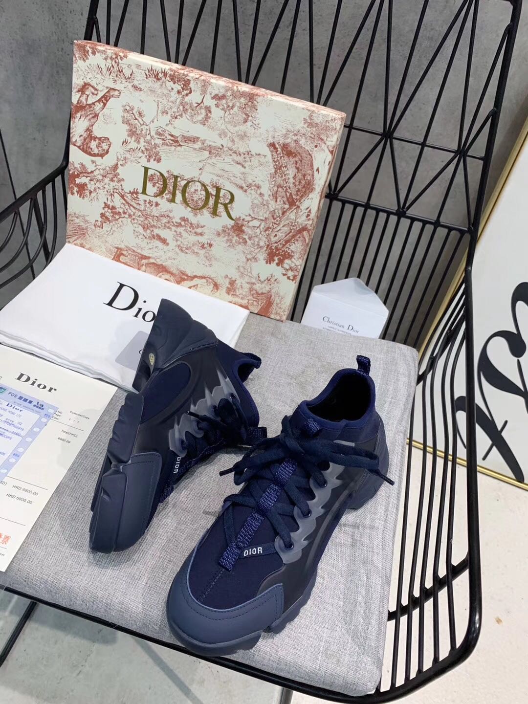 【Dior迪奥】，DIOR2020早春经典最新加色，迪奥官网最新发布.进口高端弹力面料➕吸汗透气里布，巴黎带回1:1开模各个部位都是正品开模，市场[愉快]唯一正确版本，[玫瑰]原版布料..正版原版开模[菜刀👟开模鞋底，
码数：女码35-42码  男码39-45