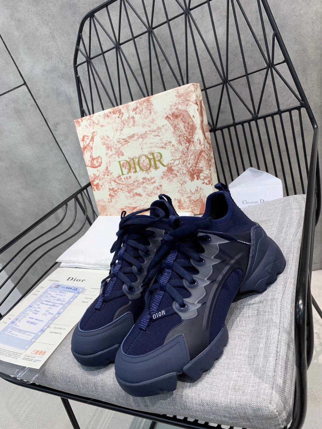 【Dior迪奥】，DIOR2020早春经典最新加色，迪奥官网最新发布.进口高端弹力面料➕吸汗透气里布，巴黎带回1:1开模各个部位都是正品开模，市场[愉快]唯一正确版本，[玫瑰]原版布料..正版原版开模[菜刀👟开模鞋底，
码数：女码35-42码  男码39-45