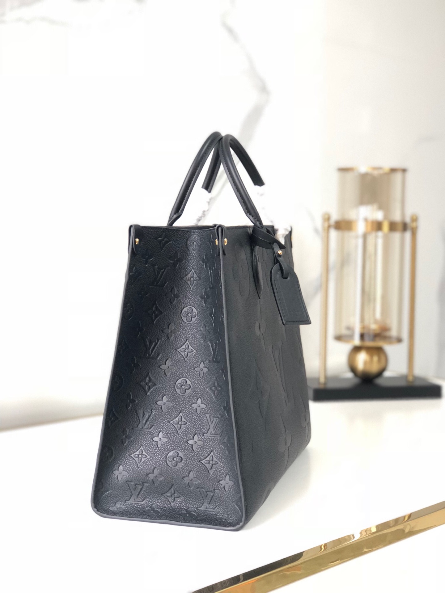 Louis Vuitton Luxury Handbag Collection 3