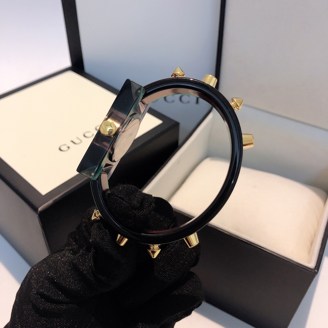 Gucci Watches GCWT1227-391