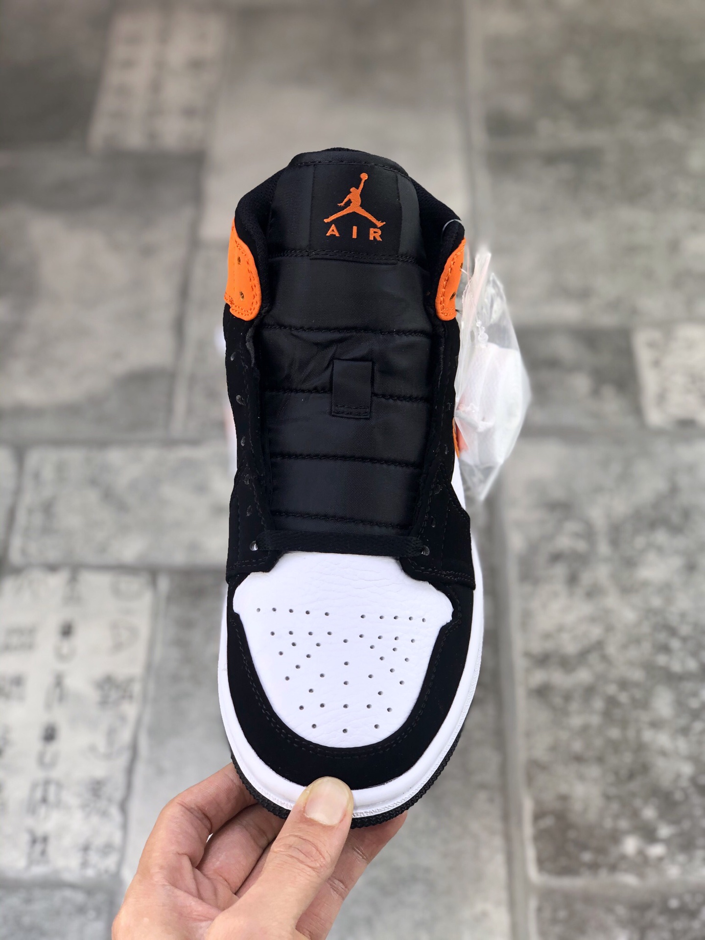 130 真标半码 Air Jordan 1 mid 中帮黑橙 原装渠道 市面最高工艺
