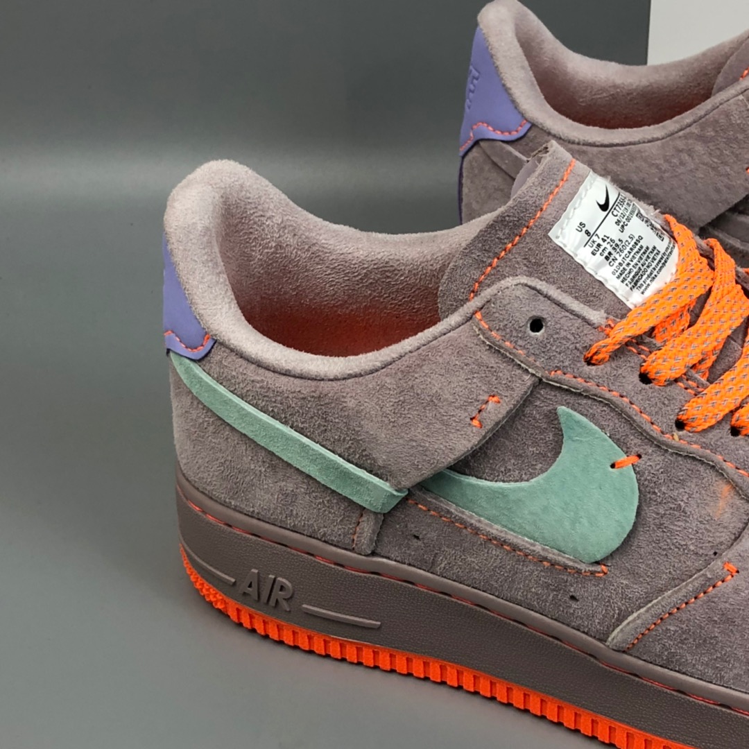 200 Nike Air Force 1 07 Low“麂皮粉橘 拼接断钩反标” 空军一号低帮百搭休闲运动板鞋 CT7358-600