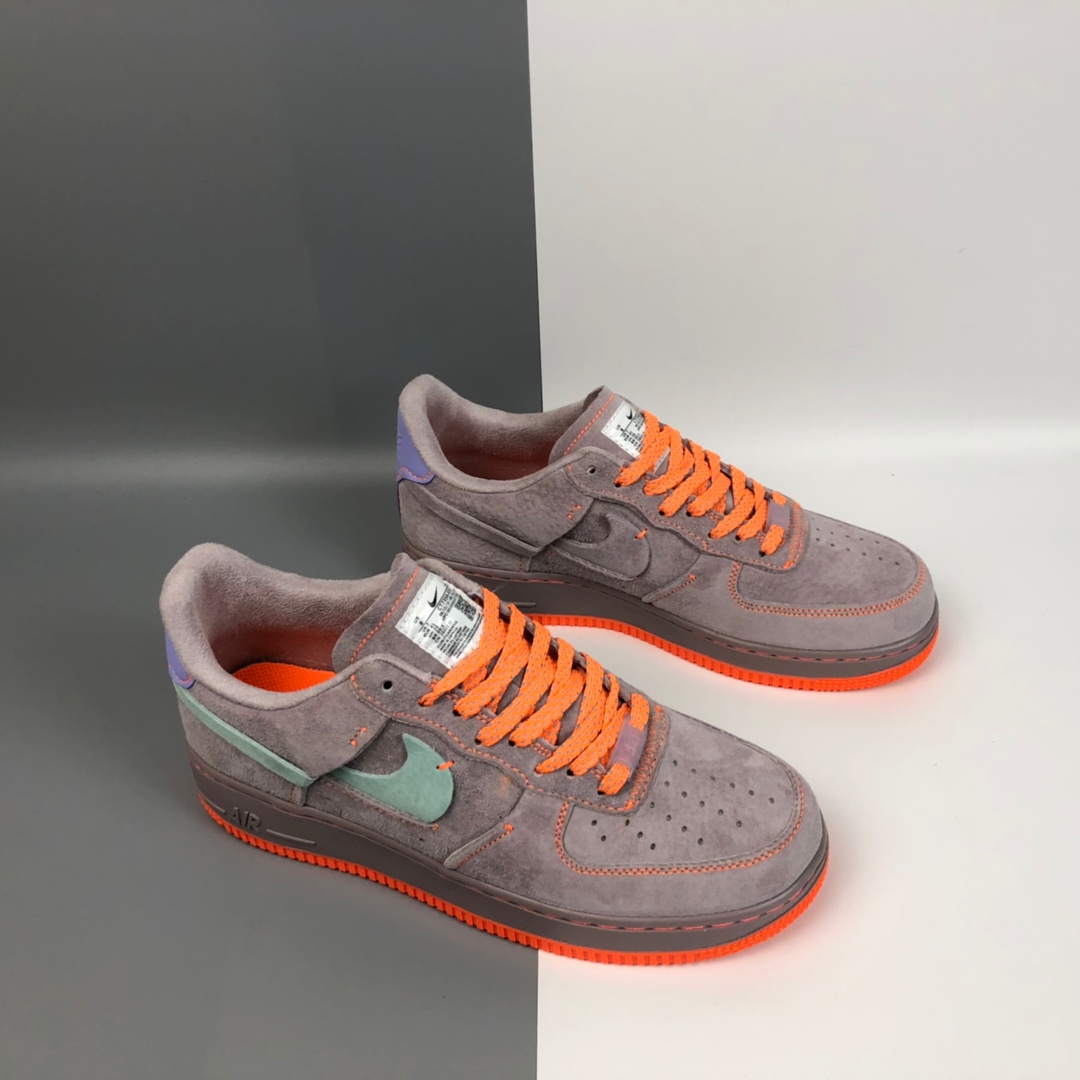 200 Nike Air Force 1 07 Low“麂皮粉橘 拼接断钩反标” 空军一号低帮百搭休闲运动板鞋 CT7358-600