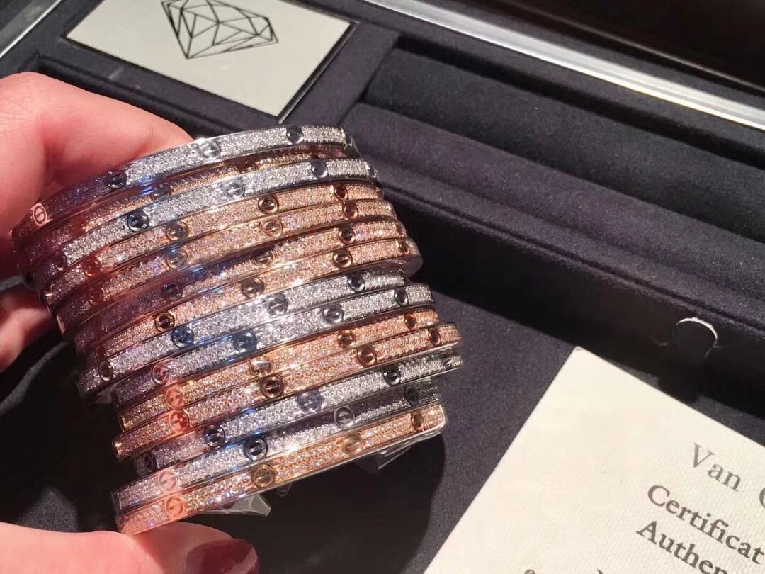 NO:102250,Best-selling Cartier narrow version star bracelet, Cartier bracelet, cartier, bracelet19860909畅销款 卡地亚窄版满天星手镯,卡地亚手镯,cartier,bracelet,Jewelry