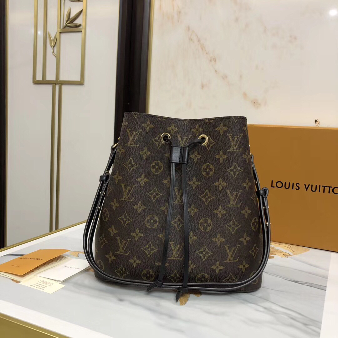 Louis Vuitton LV NeoNoe Bucket Bags Black Gold Monogram Canvas Calfskin Cowhide Spring Collection M44020