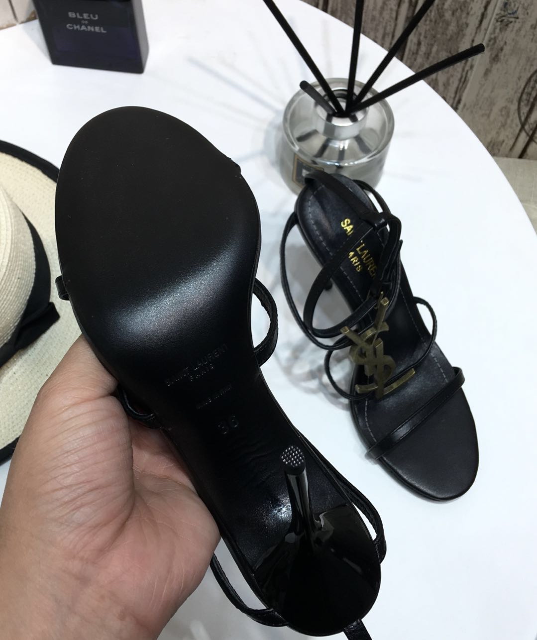 [Saint Laurent] Saint Laurent, una palabra sandalias de correa principios de la primavera contador s