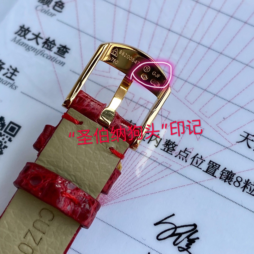 高端硬货批1300。独家首发！欧米茄碟飞系列欧洲渠道，每到年底国外很多代工都会流点这种很贵的表出来，同属瑞士石英机芯，28mm表盘，字面镶嵌8颗vs1.2真钻！美洲鳄鱼皮表带！每只都有国家机构出具的证书，确保每一块都是真材实料真钻石，参数具体详尽，远非市场那些假证书可比，每一张证书的检测编号都是唯一编号，一一对应，绝无重复，机构官方网站可查阅！这个价格买钻石都值，更不要说买这个牌子的表，没人会做这个亏本生意去仿，送礼是绝对赞到爆！要的速度了
