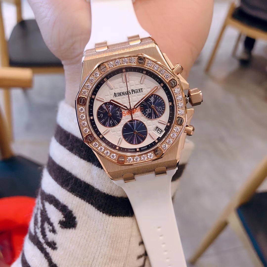 Audemars Piguet AP-皇家橡树离岸型系列奢华满钻女装 酷炫 六针VK计时进口石英机芯 蓝宝石防刮玻璃 316精钢壳套 进口橡胶带 爱彼女款中的最佳